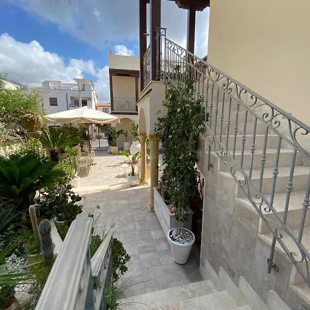 Guest house Riad Comfort Rooms 3*