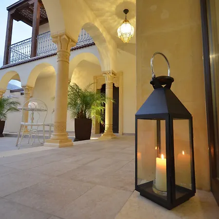 Comfort 招待所 4*