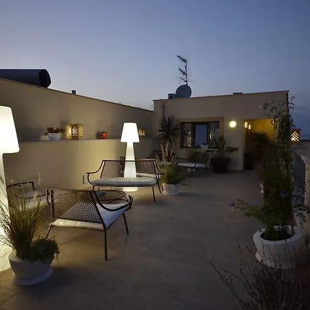 Comfort 招待所 4*