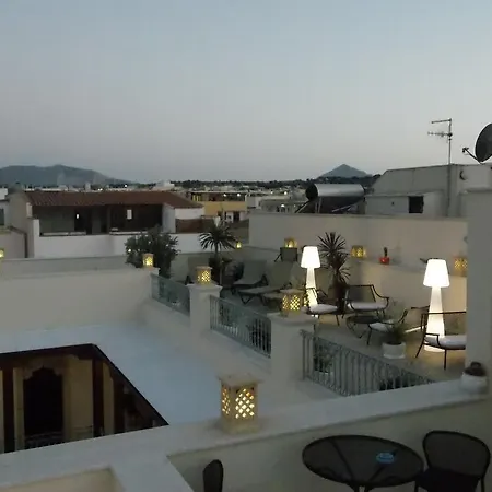 招待所 Comfort 4*